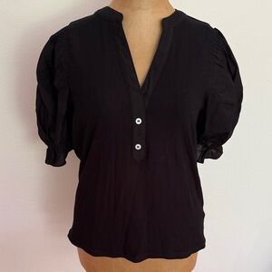 Pomander Place sz XS Black Puff Sleeve Rayon stretch Blouse great pre owned cond